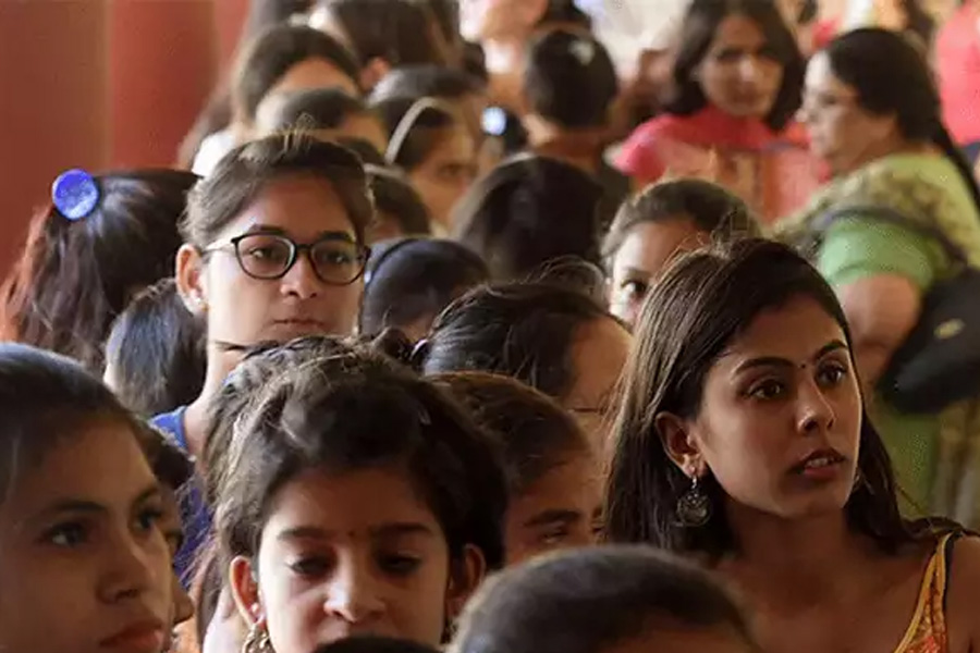 Gujarat Assembly to take special initiative to celebrate National Girl Child Day | Sangbad Pratidin