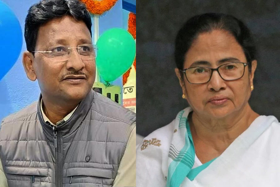 কেষ্ট গড়ে বাদ কাজল শেখ, ভোটের আগে বীরভূমের কোর কমিটিতে রদবদল মমতার