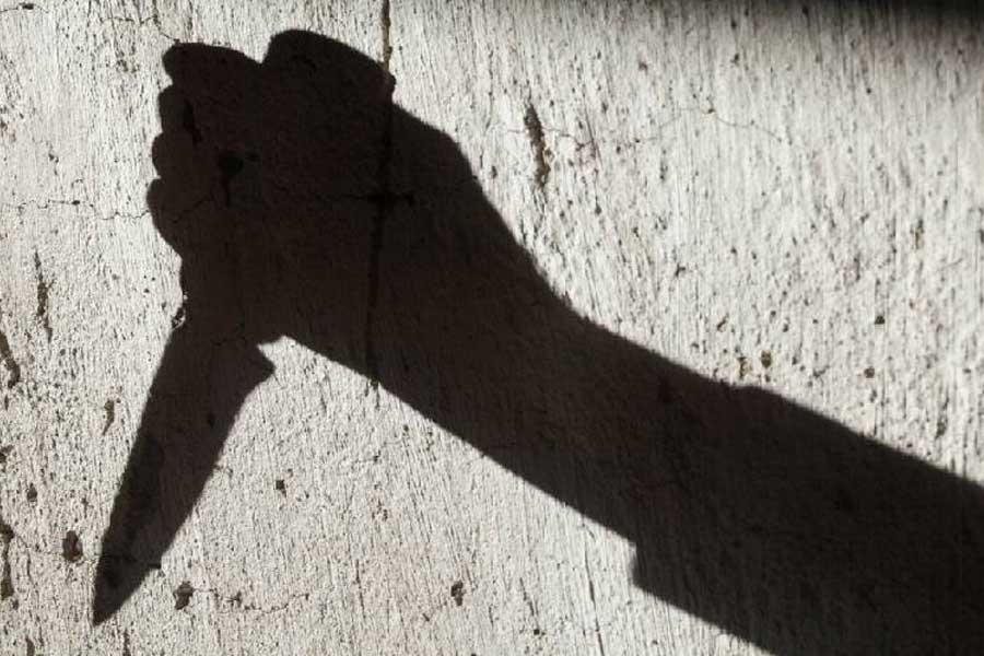 Delhi man allegedly stabs girl for making fun of him