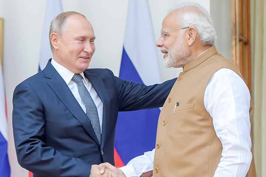 Putin praises Modi but warns West not to 'play games'। Sangbad Pratidin