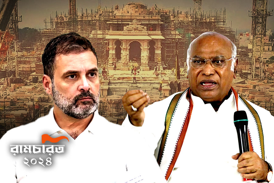 রামমন্দির উদ্বোধন বয়কট আত্মঘাতী! দলের অন্দরেই প্রশ্নের মুখে কংগ্রেস