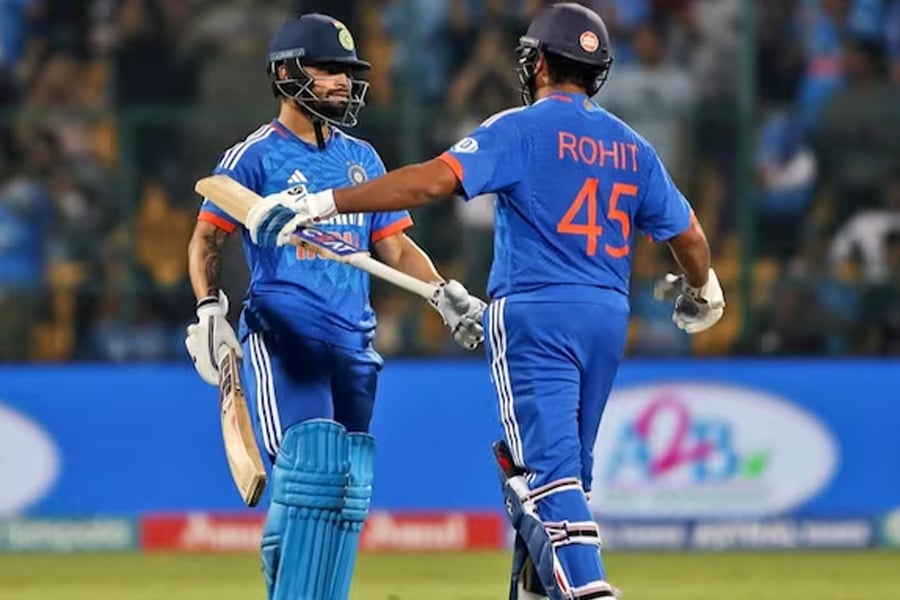 Rohit Sharma heaps praise on Rinku Singh | Sangbad Pratidin