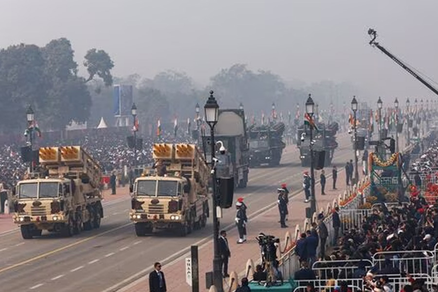 India shows its defense weapons in Republic Day parade | Sangbad Pratidin