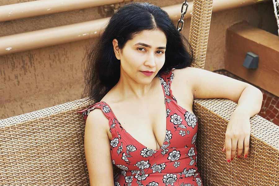 Bhojpuri actresses Aanchal Tiwari says she is alive | Sangbad Pratidin