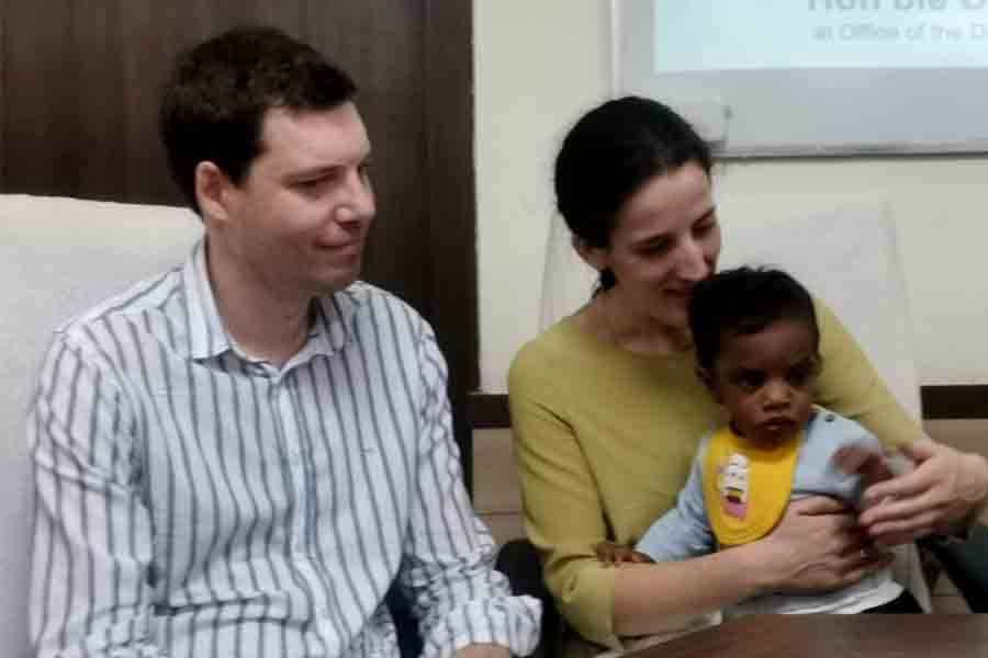 Spanish couple adopted son from Suri, returns home | Sangbad Pratidin