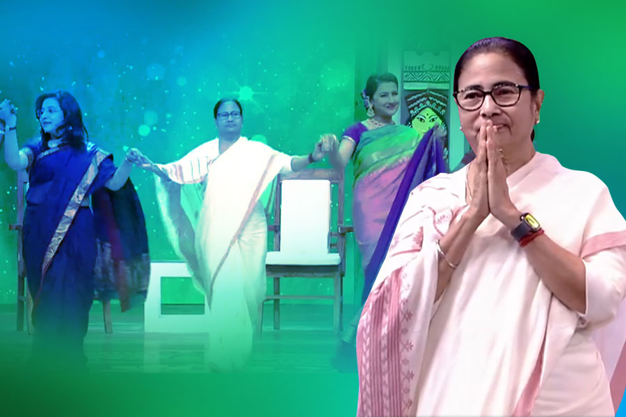 'Didi No 1' special episode teaser released, Mamata Banerjee dances with Rachana Banerjee and Dona Ganguly | Sangbad Pratidin
