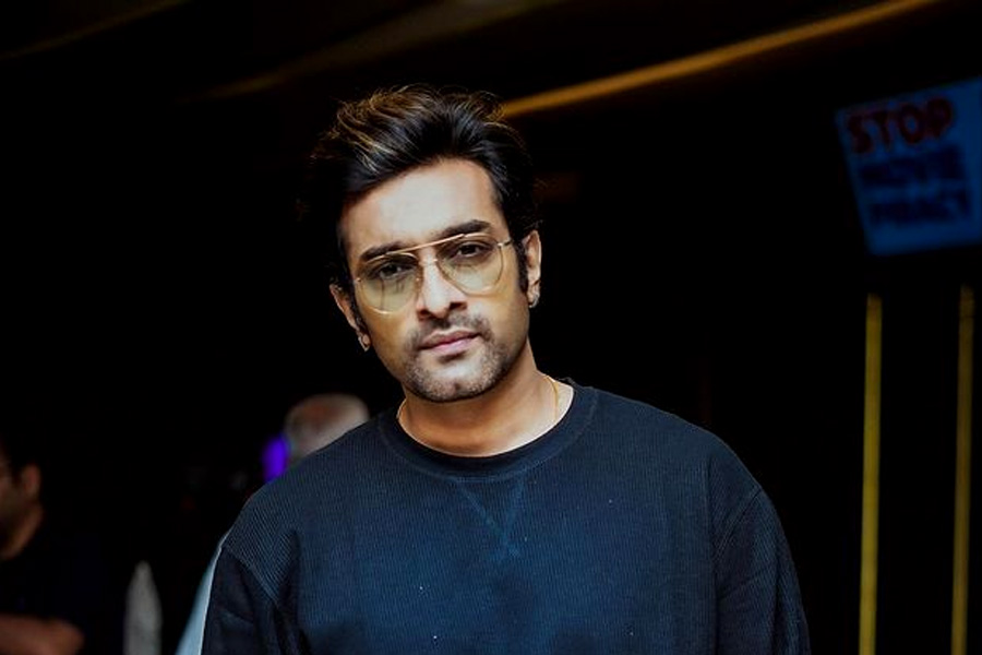 ‘অরণ্যর প্রাচীন প্রবাদ’ নিয়ে জুলাইতে শহরে আসছে নতুন গোয়েন্দা, জানান দিলেন জীতু কমল