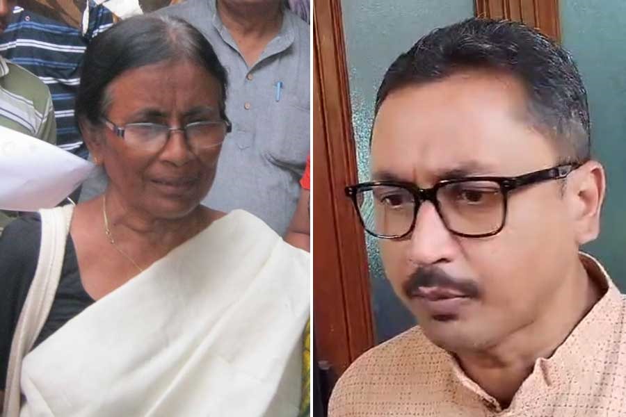 ভরা পুরসভায় বাম কাউন্সিলরের গায়ের রং নিয়ে কটাক্ষ! কাঠগড়ায় TMC কাউন্সিলর