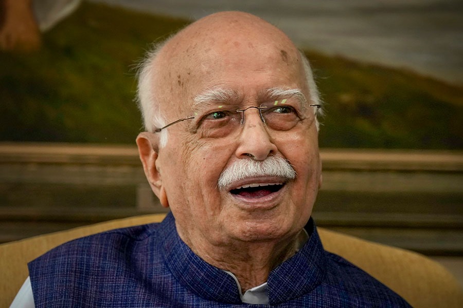 ভারতরত্ন পাচ্ছেন ‘পথ প্রদর্শক’ এল কে আডবাণী, ঘোষণা মোদির