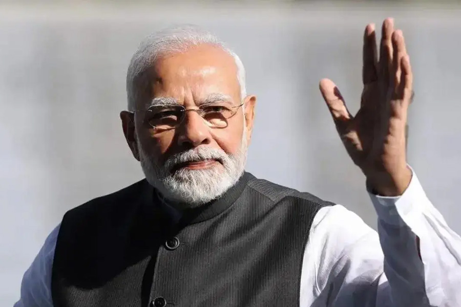এক কোটি পরিবারকে বিনামূল্যে বিদ্যুৎ! ভোটের মুখে প্রকল্প চালু কেন্দ্রের