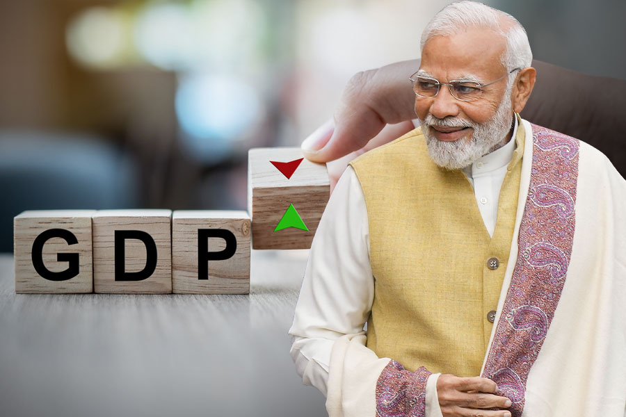 PM Modi hails India's GDP growth by 8.4% | Sangbad Pratidin