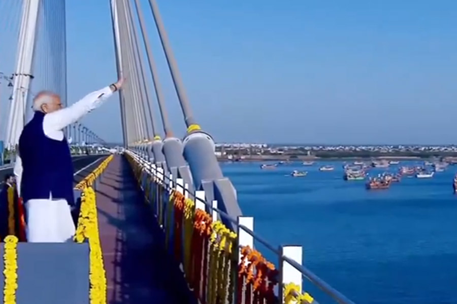 PM Modi inagurates country’s longest cable-stayed bridge in Gujarat। Sangbad Pratidin