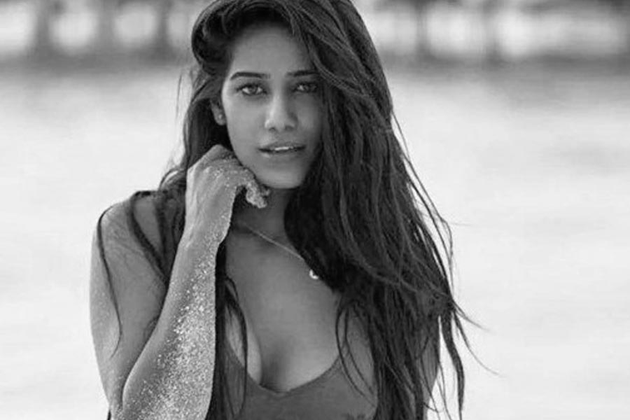 Death reports of Poonam Pandey, her fans are stunned | Sangbad Pratidin