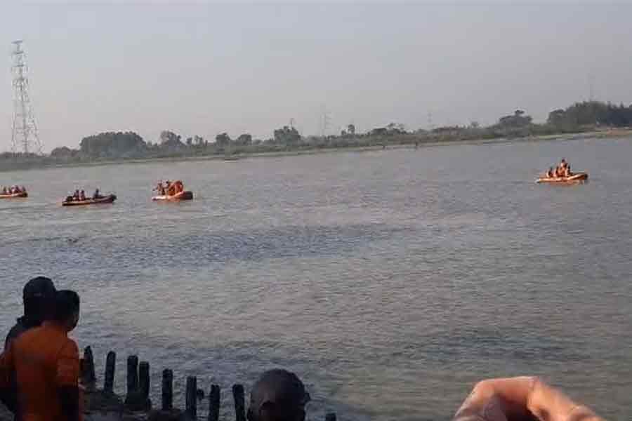 2 more bodies recovered from Rupnarayan after boat drowned | Sangbad Pratidin
