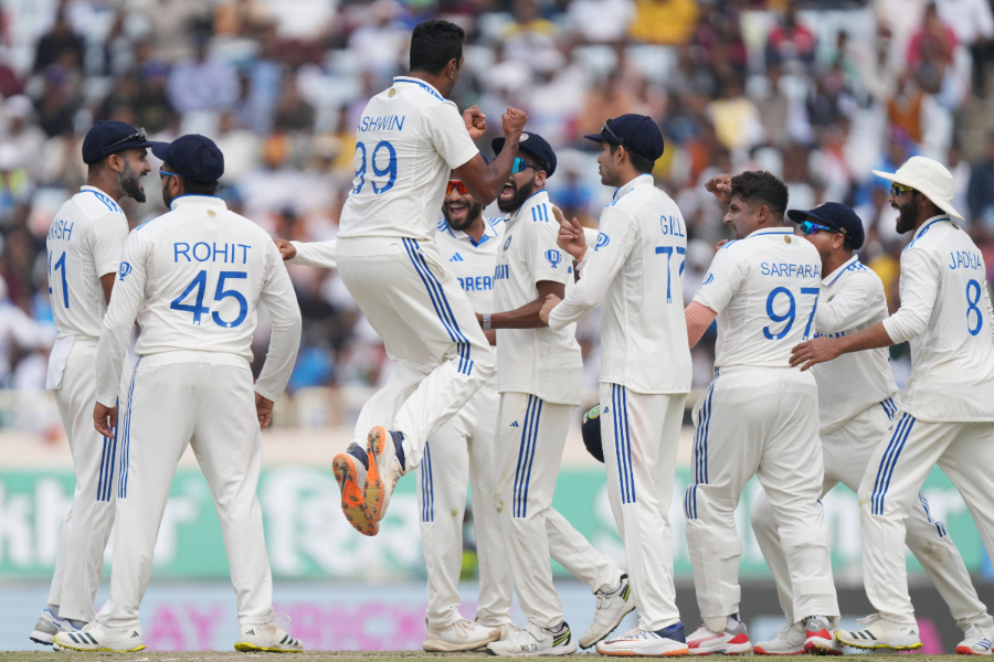 IND vs ENG: Ravichandran Ashwin removes Ben Foakes, England allout in 145 runs, Team India target 192 runs। Sangbad Pratidin