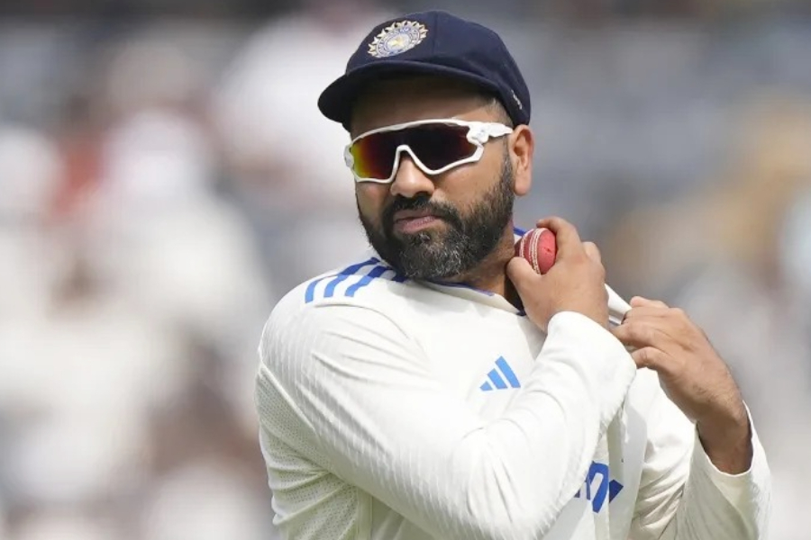 কোন অবাক কাণ্ড ঘটিয়ে সবার মুখে হাসি ফোটালেন রোহিত? দেখুন ভাইরাল ভিডিও