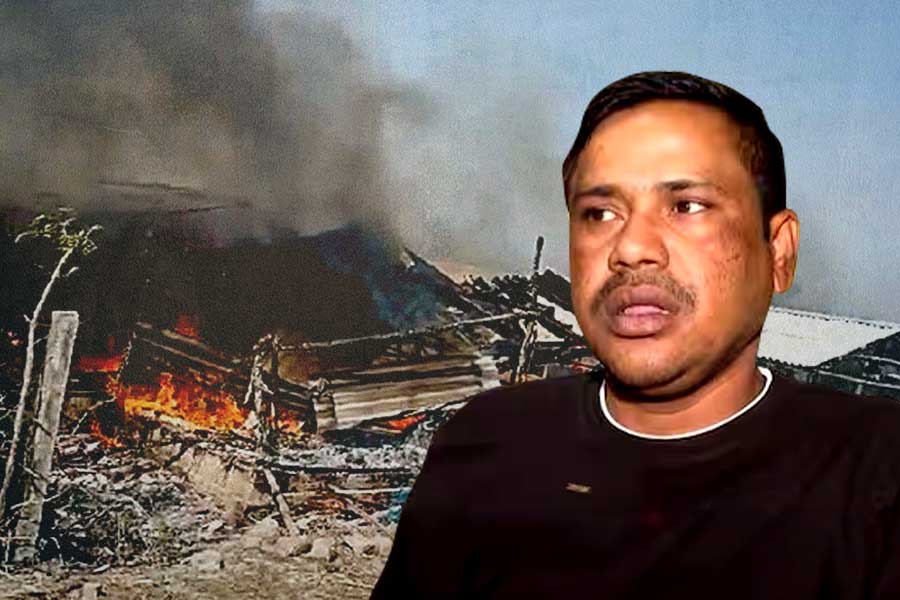ডিজির সাংবাদিক বৈঠকের পরই গ্রেপ্তার শাহজাহান অনুগামী শিবপ্রসাদ হাজরা