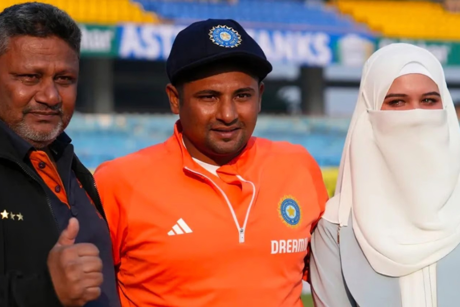 ছেলের অভিষেক টেস্ট দেখার ইচ্ছা ছিল না বাবার! অজানা কাহিনি জানালেন সরফরাজ