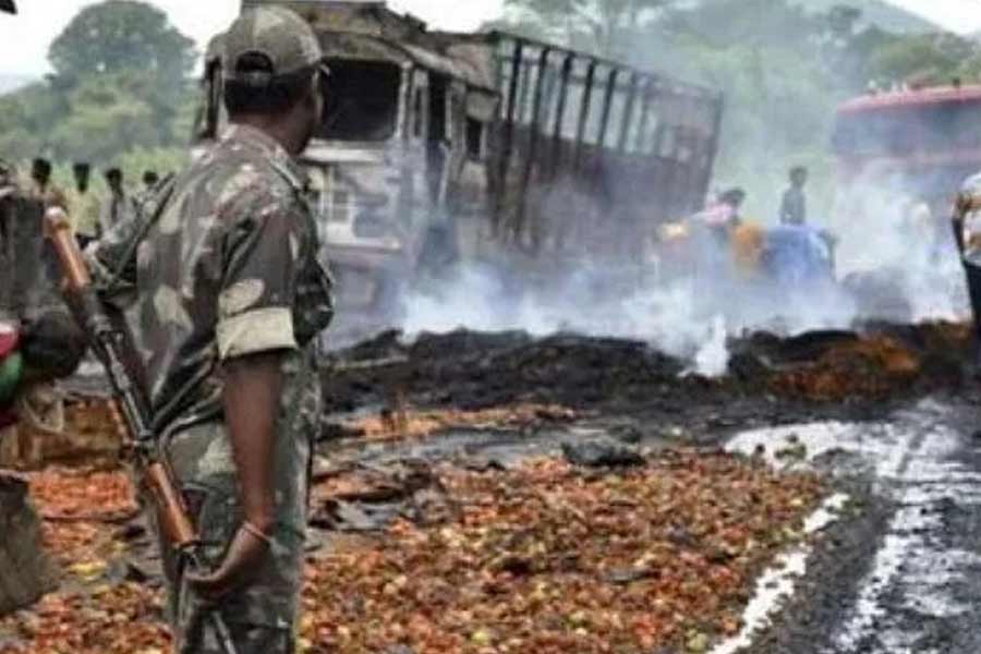 গুলি-অগ্নিসংযোগ, শিলদার EFR ক্যাম্পে চরম নৃশংসতা মাওবাদীদের, ফিরে দেখা ‘অভিশপ্ত’ দিন
