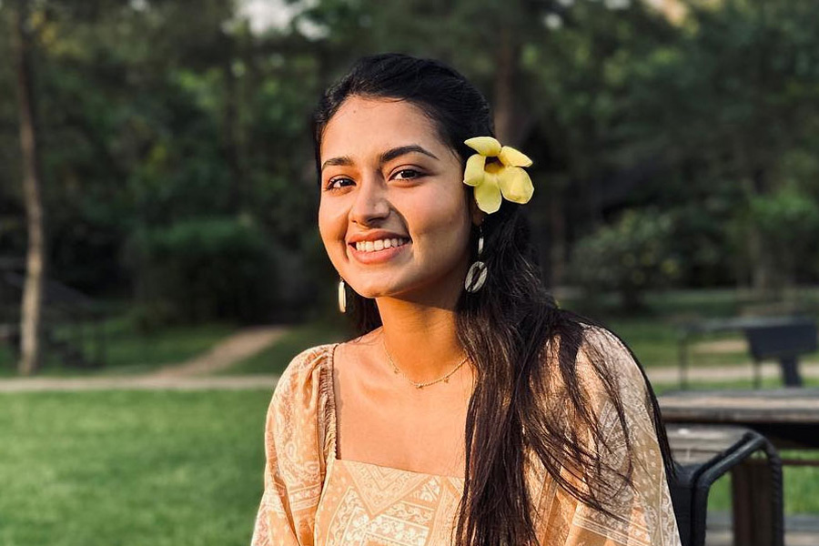 ‘অসময়’ সিরিজে তাসনিয়ার সুসময়, এপার বাংলার মন জয় করলেন ওপার বাংলার জনপ্রিয় অভিনেত্রী