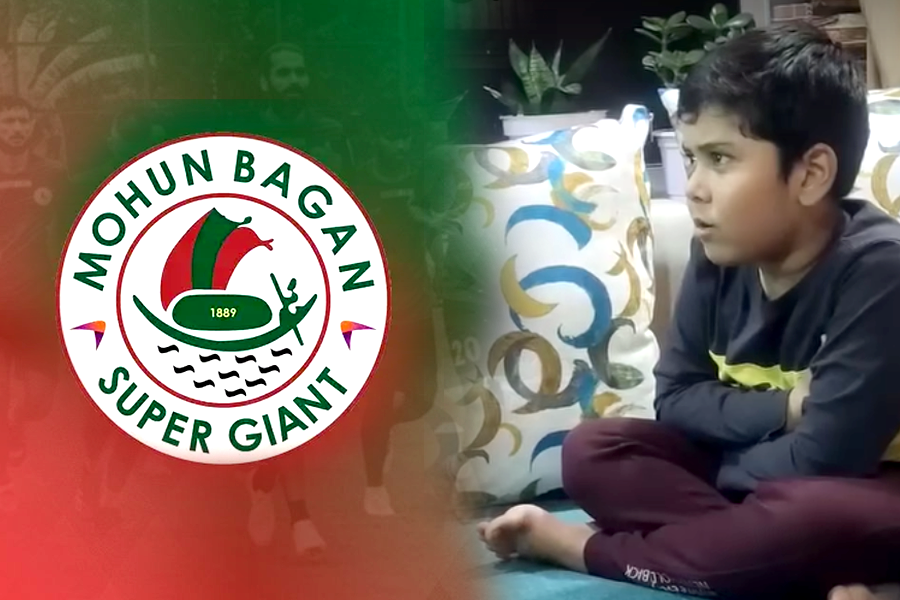 Have you seen this little fan of Mohun Bagan, whos video viral in social media | Sangbad Pratidinave