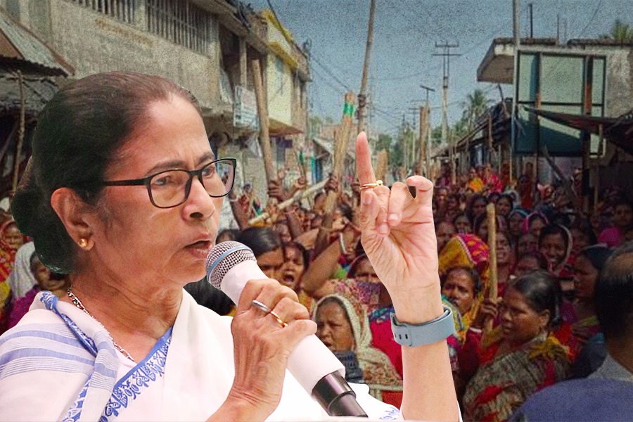 ‘কোনও মহিলা অভিযোগ করেননি, ঘটনা ঘটানো হয়েছে’, সন্দেশখালি কাণ্ডে বিজেপিকে একহাত মমতার