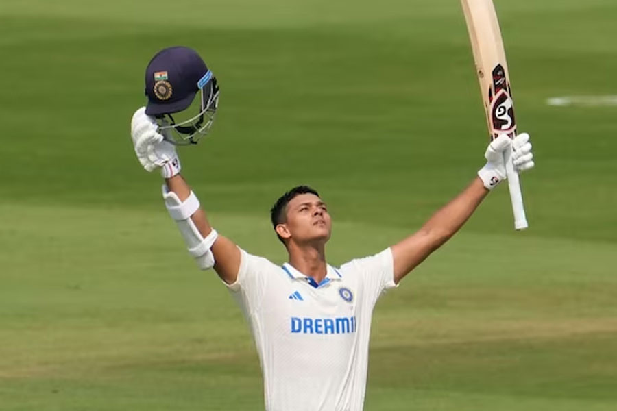Yashasvi Jaiswal hits double century in consecutive test | Sangbad Pratidin