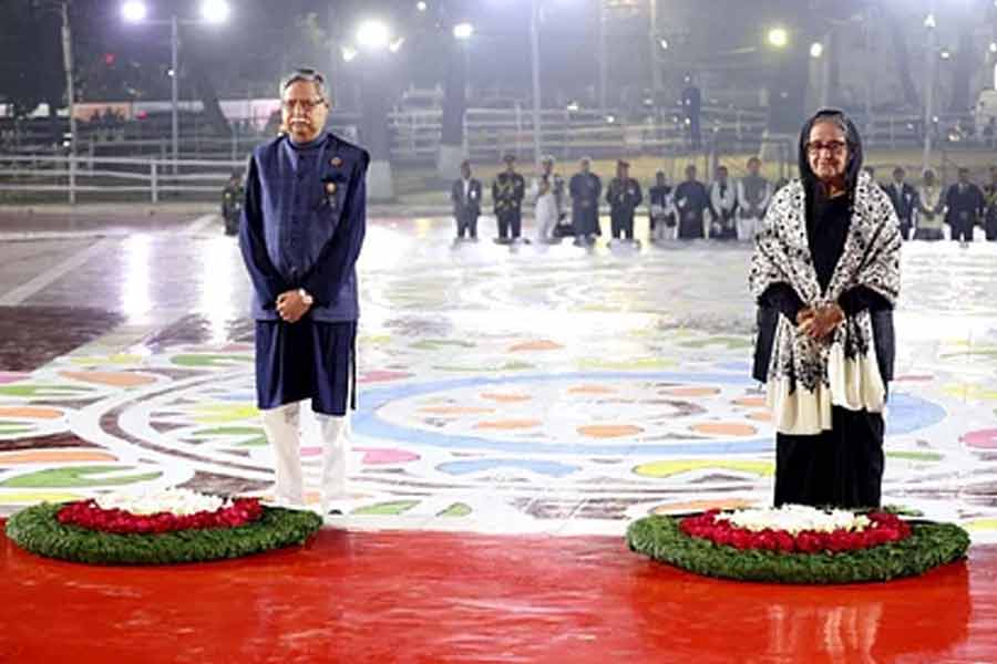 Sheikh Hasina pays tribute in International Mother Language Day at Dhaka। Sangbad Pratidin