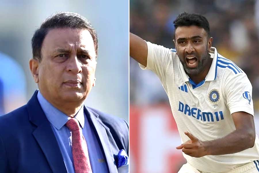 Sunil Gavaskar feels that two years back would have been the ideal time to honour Ravichandran Ashwin with India Test captaincy । Sangbad Pratidin