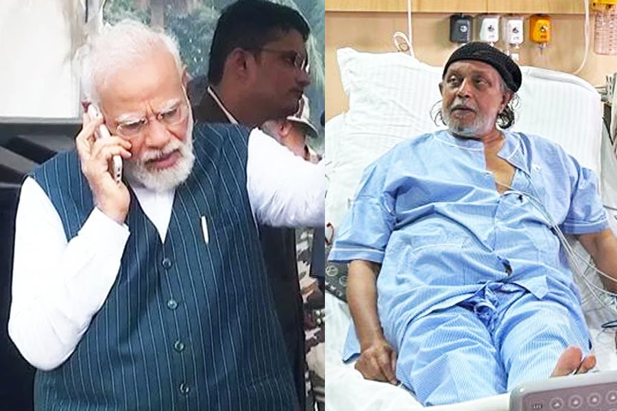Narendra Modi wishes speedy recovery of Mithun Chakraborty | Sangbad Pratidin