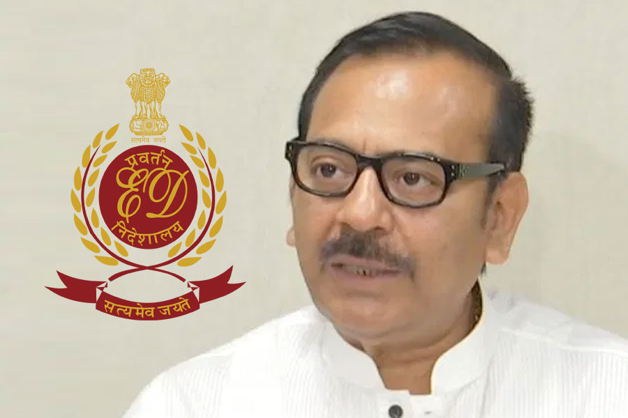 ২০১৪-র ভোটে তৃণমূলের অ্যাকাউন্টে ‘গরমিল’! অরূপ বিশ্বাসকে তলব ইডির