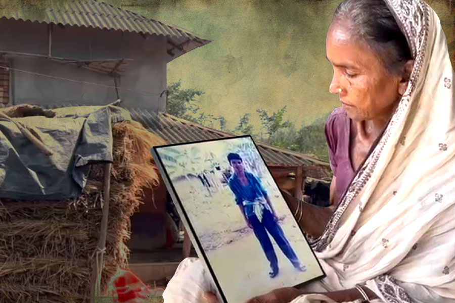 ‘বেয়নেট নয়, উন্নয়নই আনবে বিপ্লব’, বলছে শিলদায় নিহত মাওবাদীর পরিবার
