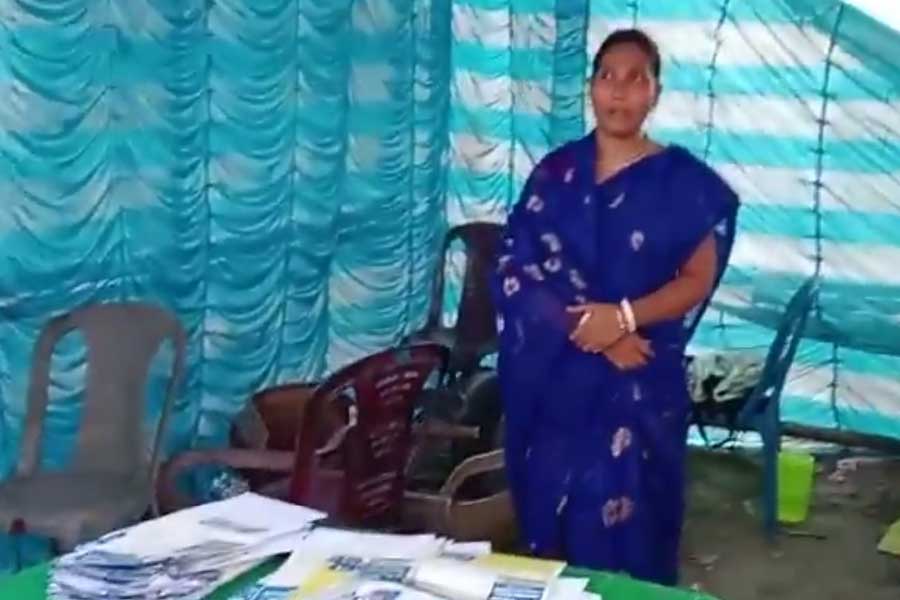 নন্দীগ্রামে ১০০ দিনের কাজের শিবিরে ‘বিজেপি’র হামলা, গর্জে উঠলেন অভিষেক