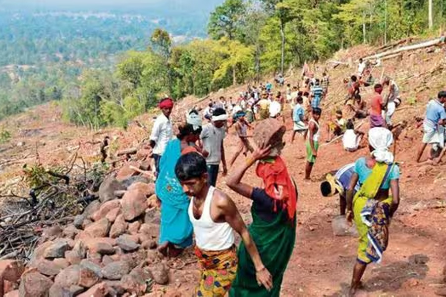 Centre notifies hike in MGNREGA wage rates