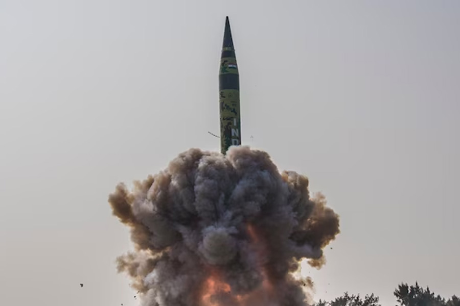 PM Modi Praises Mission Divyastra the First Flight Test Of Agni-5 Missile