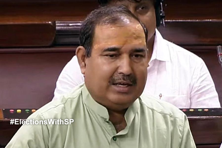 ভোটের মুখে ফের ধাক্কা বিজেপির, দলত্যাগ মধ্যপ্রদেশের সাংসদের, যোগ দিতে পারেন কংগ্রেসে