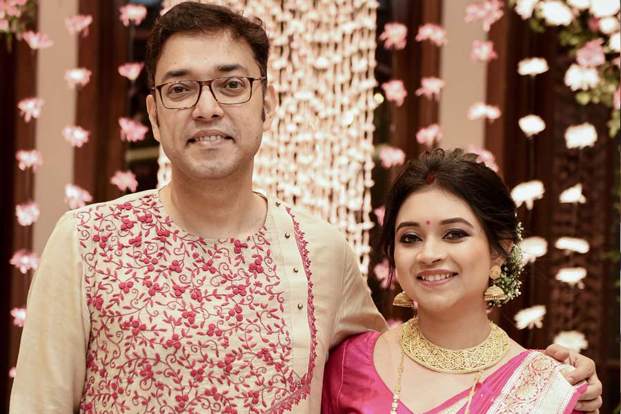 Anupam Roy and Prashmita Paul are married now