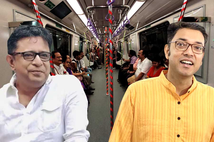 Underwater Kolkata Metro: Anupam Roy and Rupankar Bagchi enjoy Metro Ride