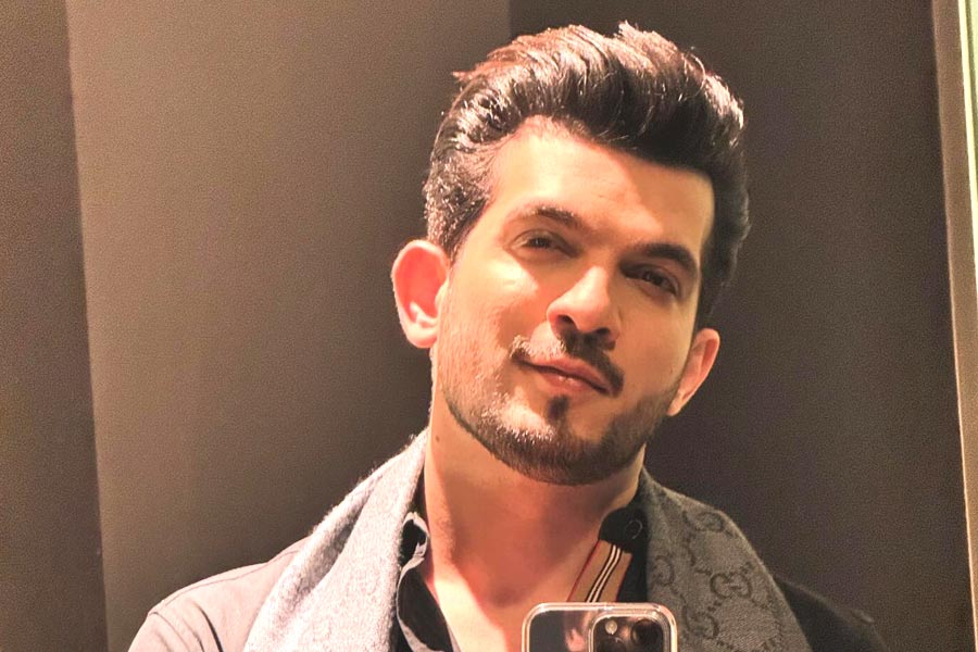 পেটে প্রচণ্ড ব্যথা, হাসপাতালে অর্জুন বিজলানি, কী হয়েছে অভিনেতার?