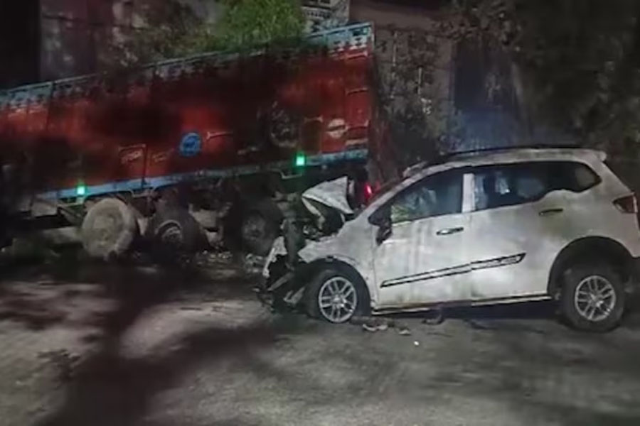 Car accedent at Uttar Pradesh, 6 people died