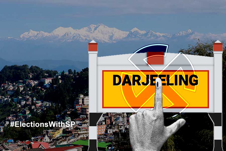 Polling officers will take a horse ride to conduct Lok Sabha Election in Darjeeling