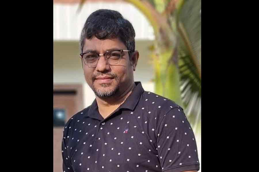 মায়ের শ্রাদ্ধানুষ্ঠানের পরদিনই ‘আত্মঘাতী’ চিকিৎসক, ফেসবুক পোস্ট দেখে দেহ উদ্ধার পুলিশের