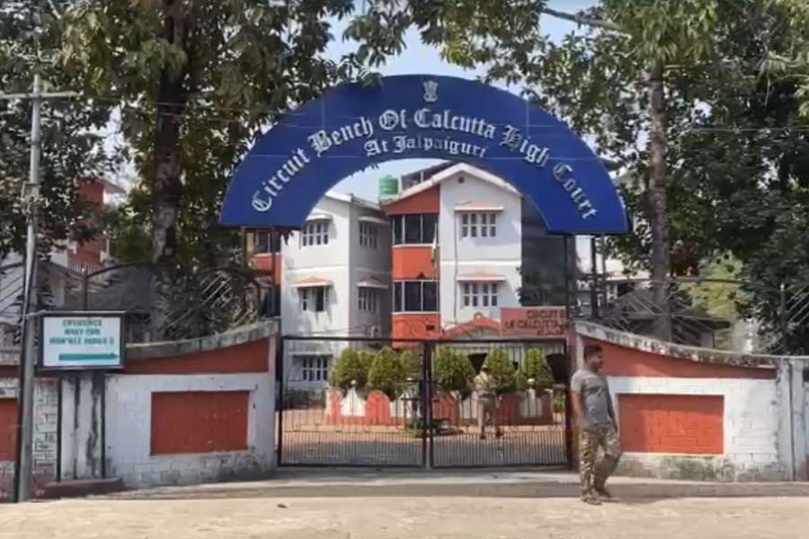 Teacher recruitment scam at Rajbangshi language: case filed at Jalpaiguri circuit bench, Calcutta HC