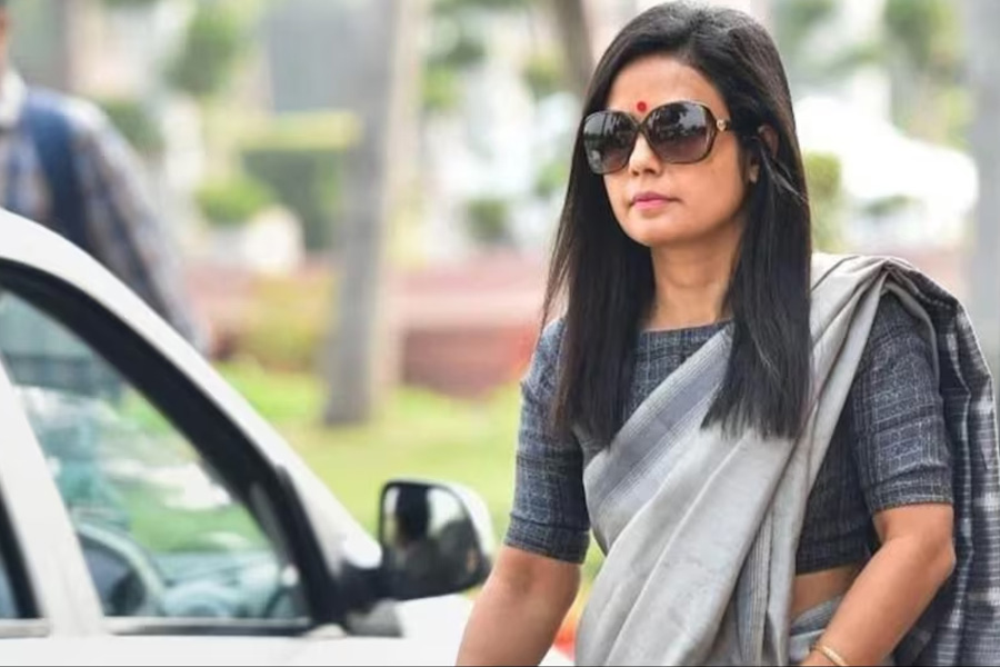 বিদেশি মুদ্রা নিয়ন্ত্রণ আইন মামলায় ফের মহুয়াকে তলব ইডি’র