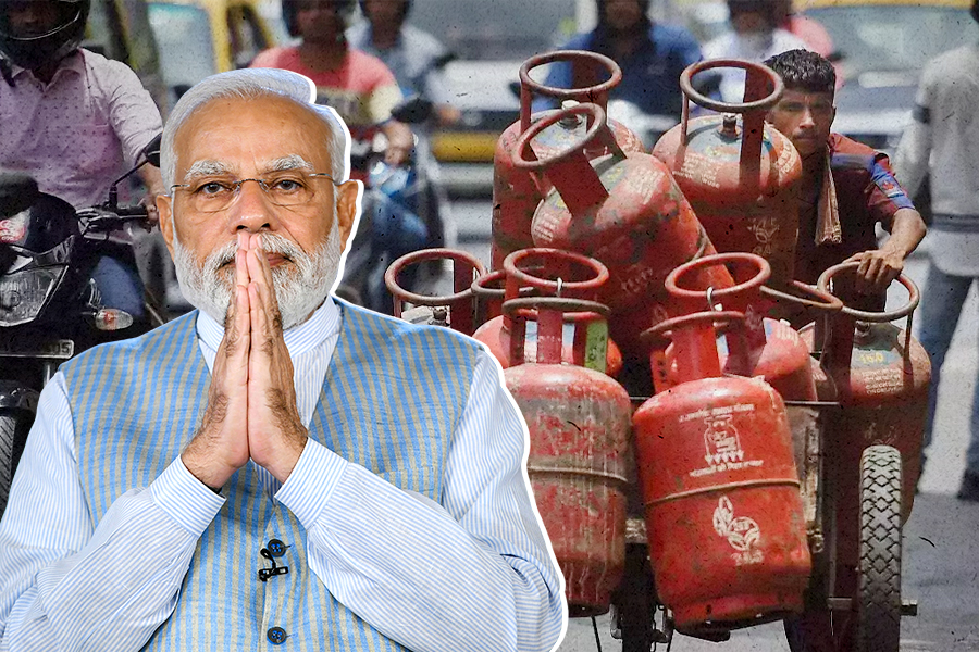 PM Modi announces cut in LPG cylinder prices by Rs 100