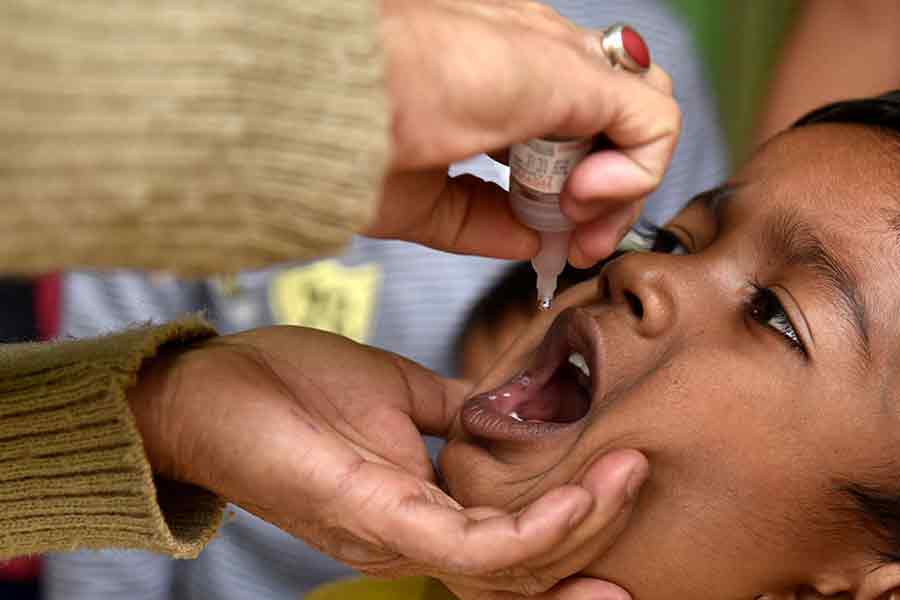ICDS staff fed a bottle of polio dosage to child, baby hospitalized