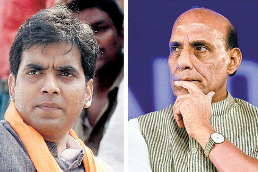 Rajnath Singh on Parivarvaad Says denied ticket to son in UP Assembly Poll