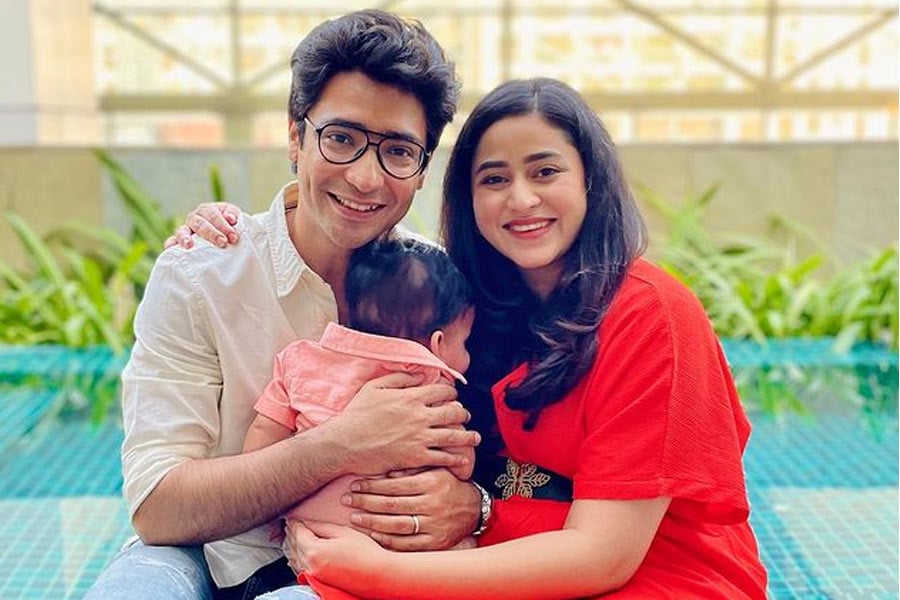 Gaurav Chakrabarty and Ridhima Ghosh are prepping for Son Dheer's Rice ceremony