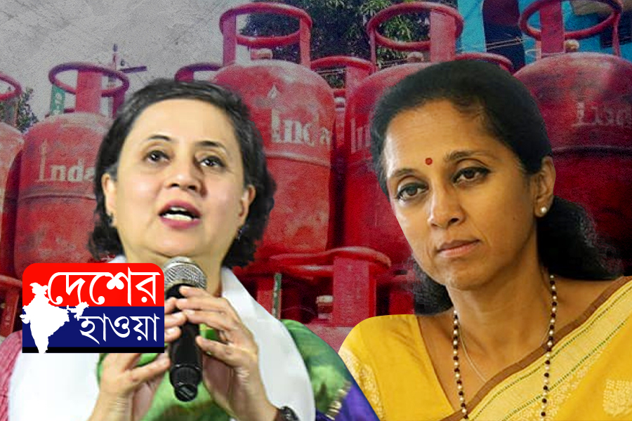 LPG cylinder price cut: Opposition questions timing