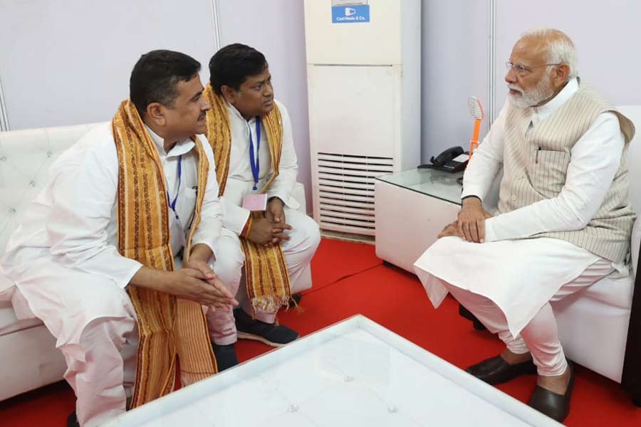 PM Narendra Modi holds meeting with Suvendu Adhikari and Sukanta Majumdar at Krishnanagar